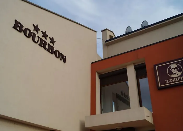 Bourbon Hotel 3*